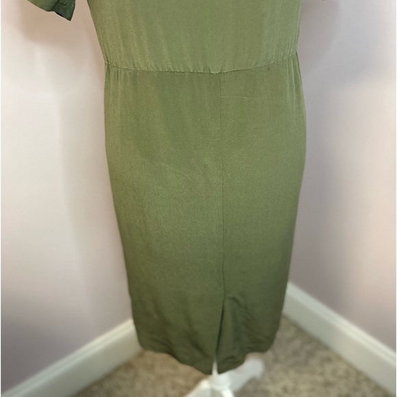 Styleworks size 8 army green dress with buttons down the front. Short sleeve. - Picture 5 of 11